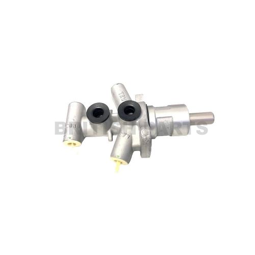 Master Cylinder LR014569