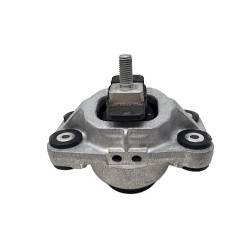 Engine Mount LR123907
